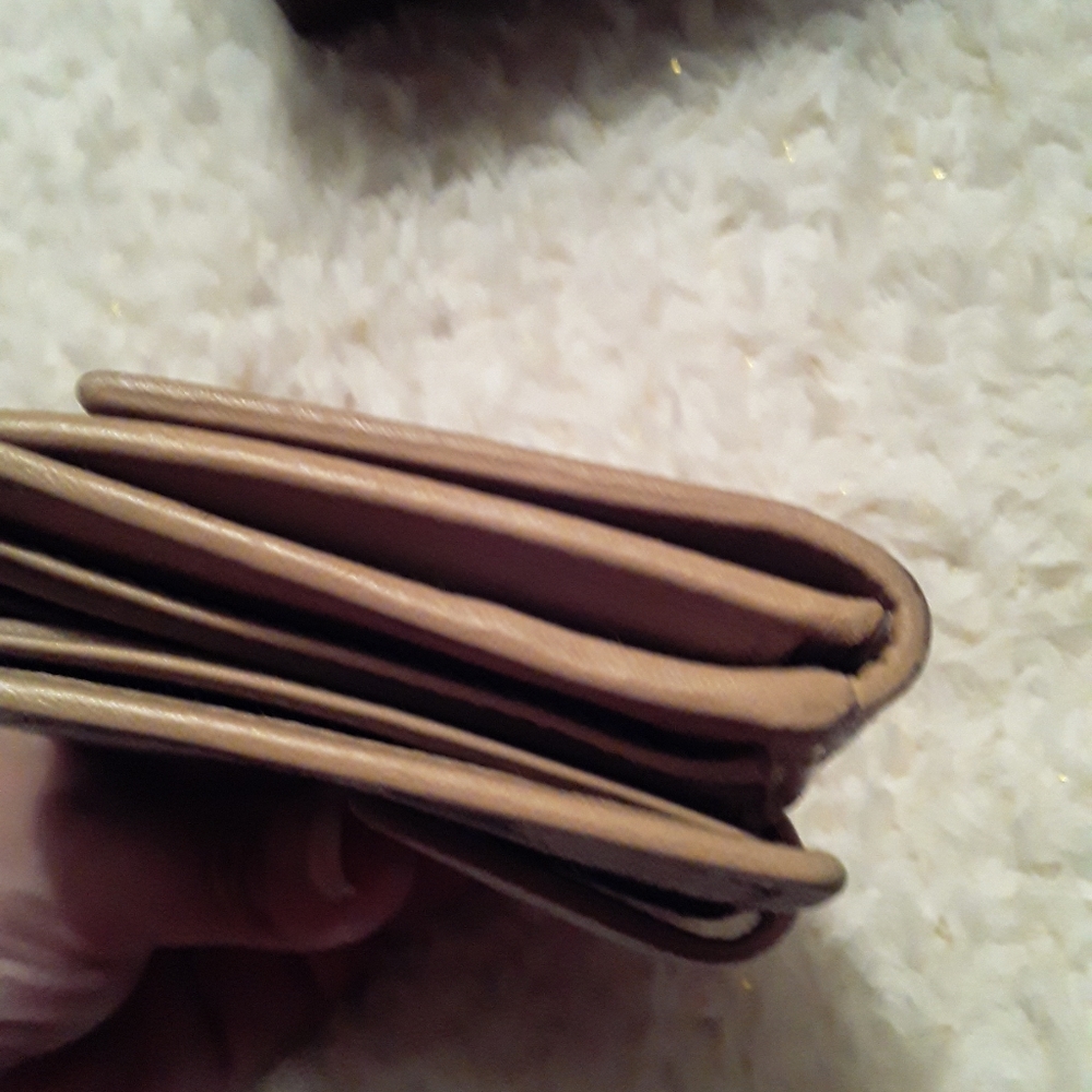 Gucci monogram wallet - Picture 8 of 16